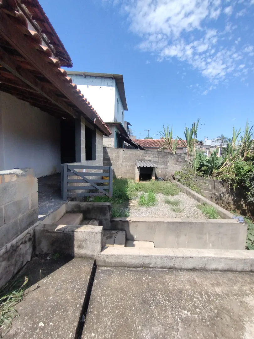 Casa &agrave; venda no centro de Igarat&aacute;  Igaratá - 