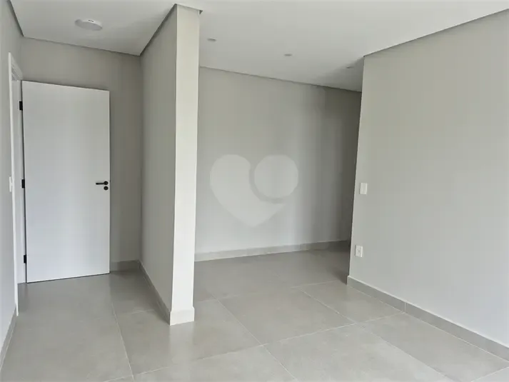 Casa &agrave; venda com 3 su&iacute;tes, no condom&iacute;nio Helena Maria - Sorocaba/Sp Alameda Ravenna - - 