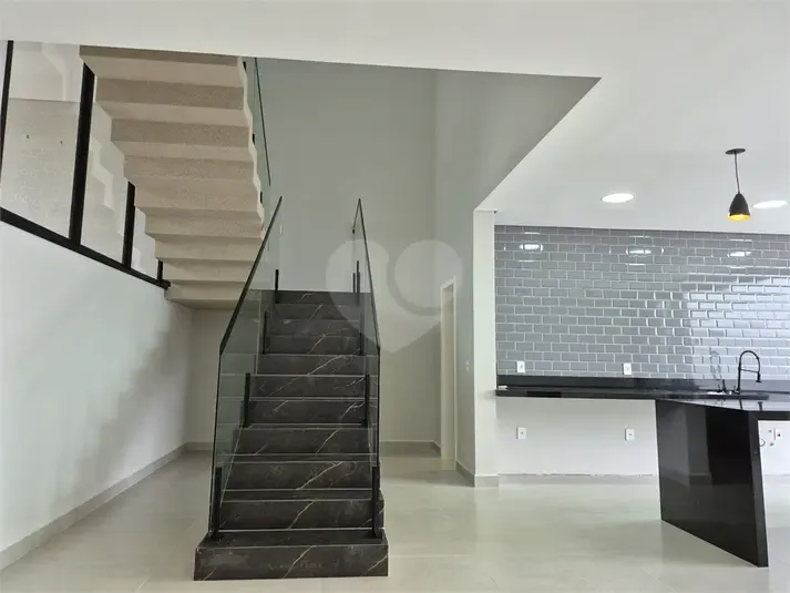 Casa &agrave; venda com 3 su&iacute;tes, no condom&iacute;nio Helena Maria - Sorocaba/Sp Alameda Ravenna - - 