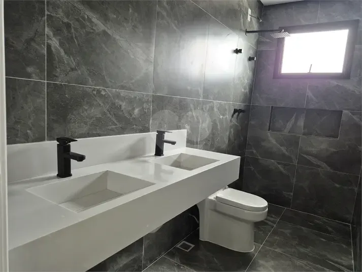 Casa &agrave; venda com 3 su&iacute;tes, no condom&iacute;nio Helena Maria - Sorocaba/Sp Alameda Ravenna - - 