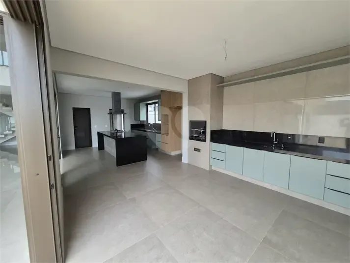 Casa &agrave; venda com 4 su&iacute;tes, no condom&iacute;nio Alphaville Nova Esplanada Iii, Votorantim - SP Rua Buenos Aires - - 