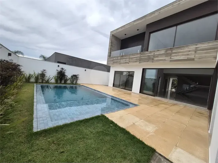 Casa &agrave; venda com 4 su&iacute;tes, no condom&iacute;nio Alphaville Nova Esplanada Iii, Votorantim - SP Rua Buenos Aires - - 