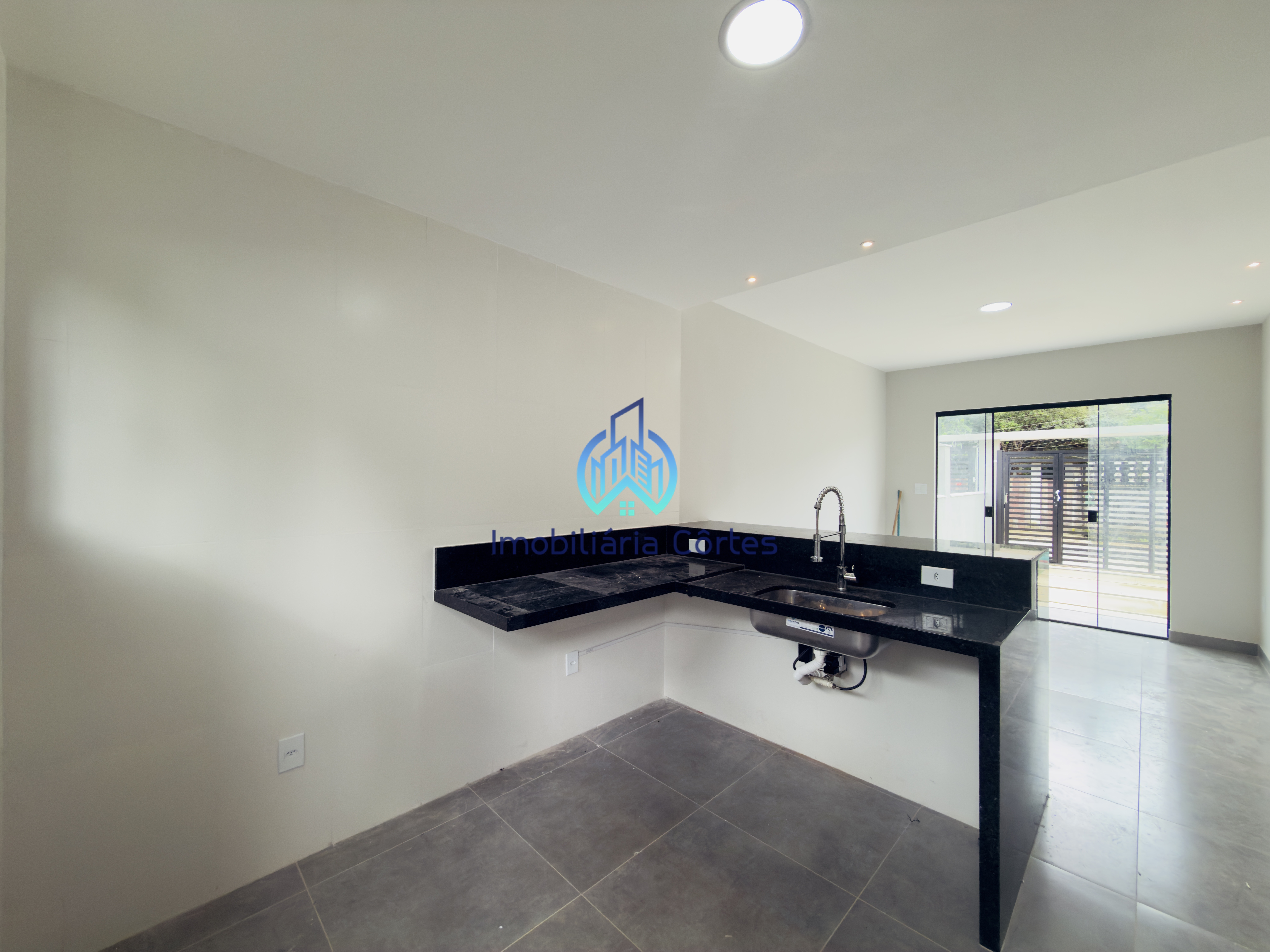 Casa moderna com 2 dormit&oacute;rios no Centro de Guapimirim para loca&ccedil;&atilde;o Rua Nestor Pereira Guapimirim - 