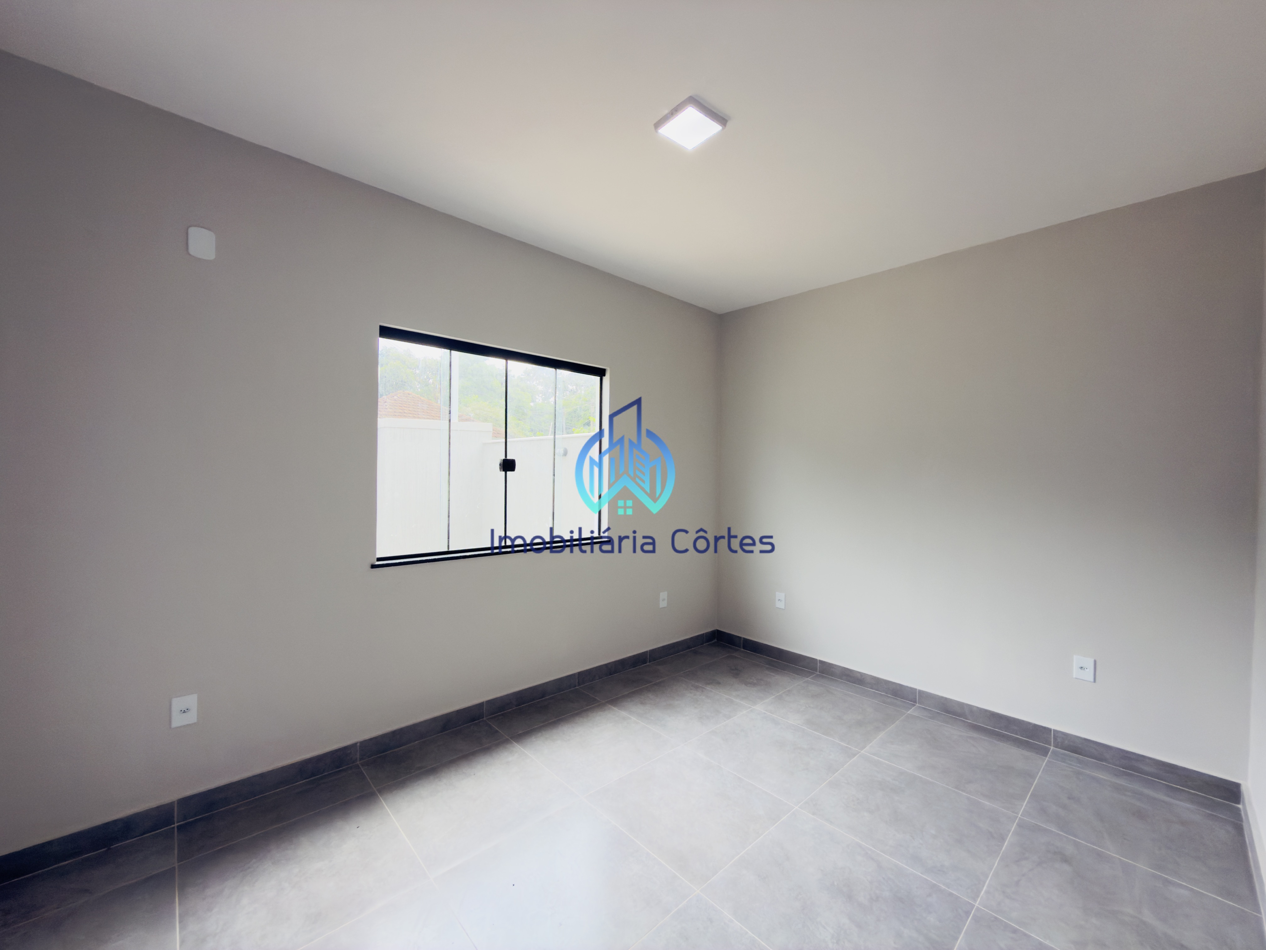 Casa moderna com 2 dormit&oacute;rios no Centro de Guapimirim para loca&ccedil;&atilde;o Rua Nestor Pereira Guapimirim - 