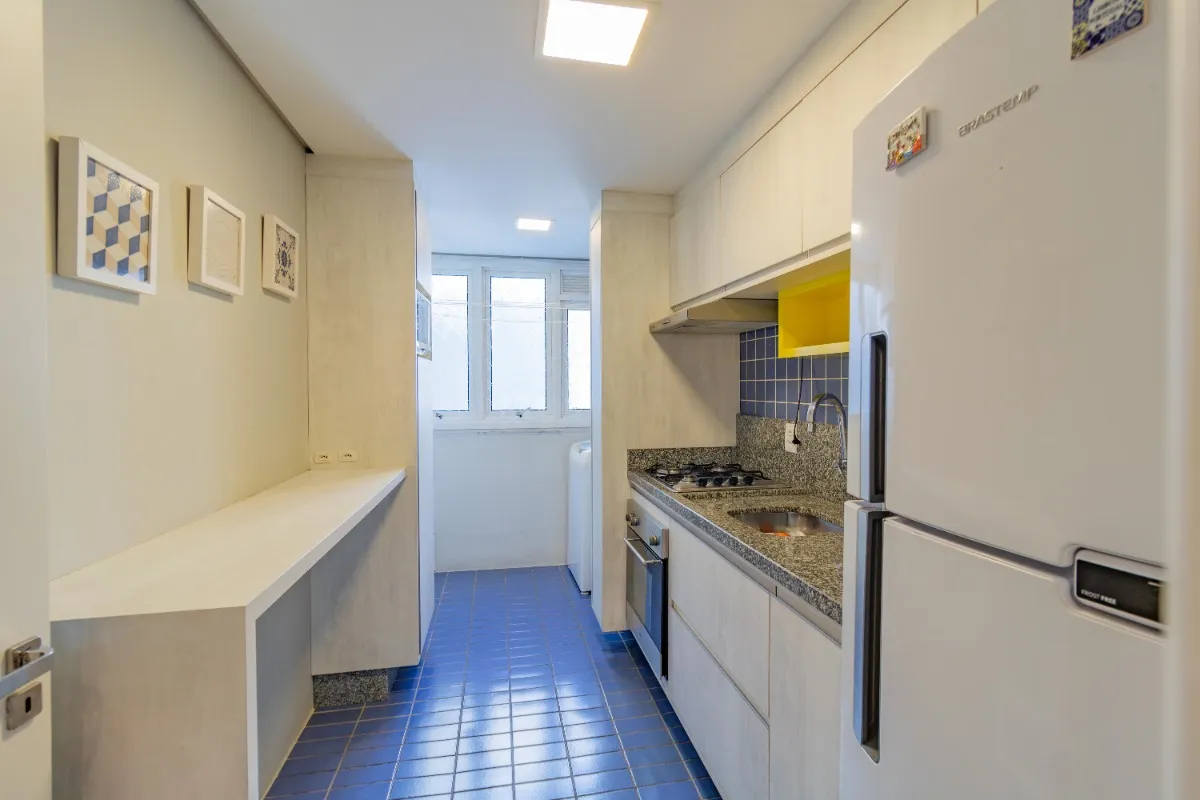 R$ 595.000 - &Oacute;TIMO APARTAMENTO - MOBILIADO - 84M2 - 3 DORM - SU&Iacute;TE - CHURRASQUEIRA - VAGA Rua Afonso Taunay Porto Alegre - 