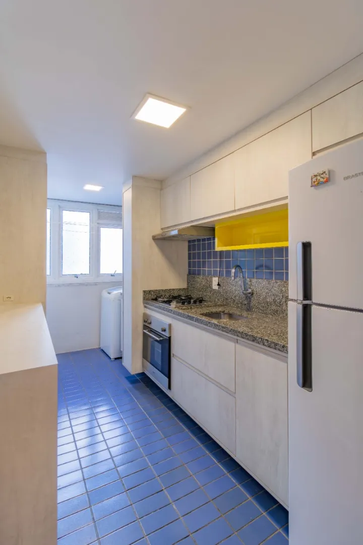 R$ 595.000 - &Oacute;TIMO APARTAMENTO - MOBILIADO - 84M2 - 3 DORM - SU&Iacute;TE - CHURRASQUEIRA - VAGA Rua Afonso Taunay Porto Alegre - 