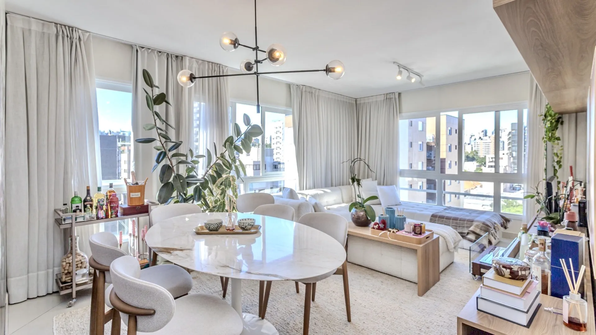 R$ 1.125.000 - MARAVILHOSO APARTAMENTO - 86M2 - 3 DORM - SU&Iacute;TE - 2 VAGAS - VISTA - INFRA Rua Mata Bacelar Porto Alegre - 