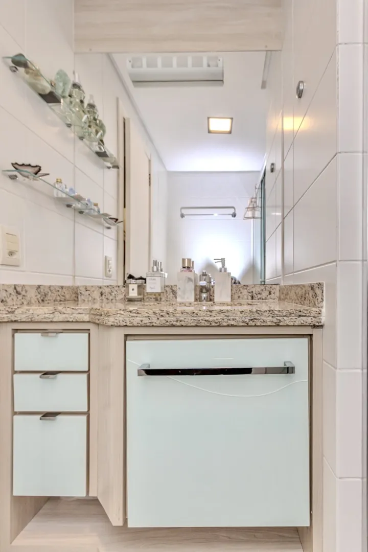 R$ 1.125.000 - MARAVILHOSO APARTAMENTO - 86M2 - 3 DORM - SU&Iacute;TE - 2 VAGAS - VISTA - INFRA Rua Mata Bacelar Porto Alegre - 