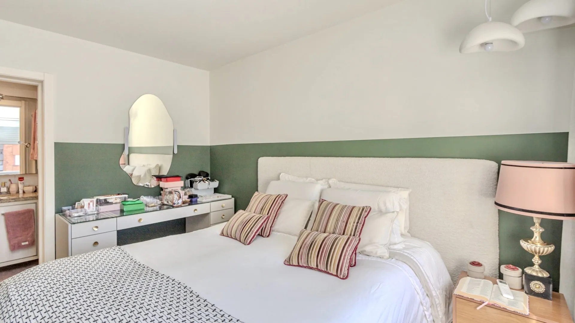 R$ 1.125.000 - MARAVILHOSO APARTAMENTO - 86M2 - 3 DORM - SU&Iacute;TE - 2 VAGAS - VISTA - INFRA Rua Mata Bacelar Porto Alegre - 