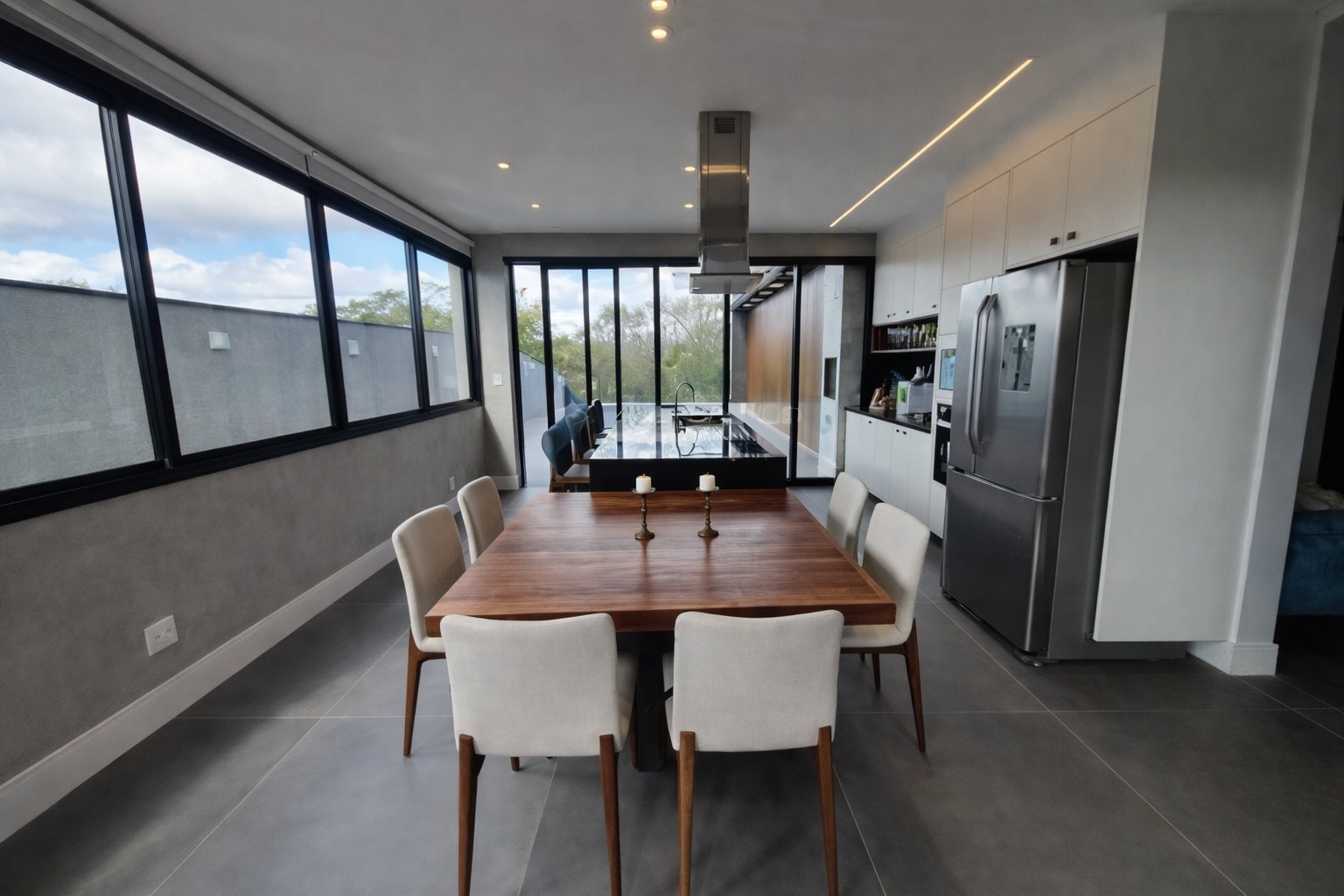 Casa com 3 dormit&oacute;rios,260 m&sup2; - Alphaville Nova Esplanada III - Votorantim - SP Alameda Nova Zelândia Votorantim - 