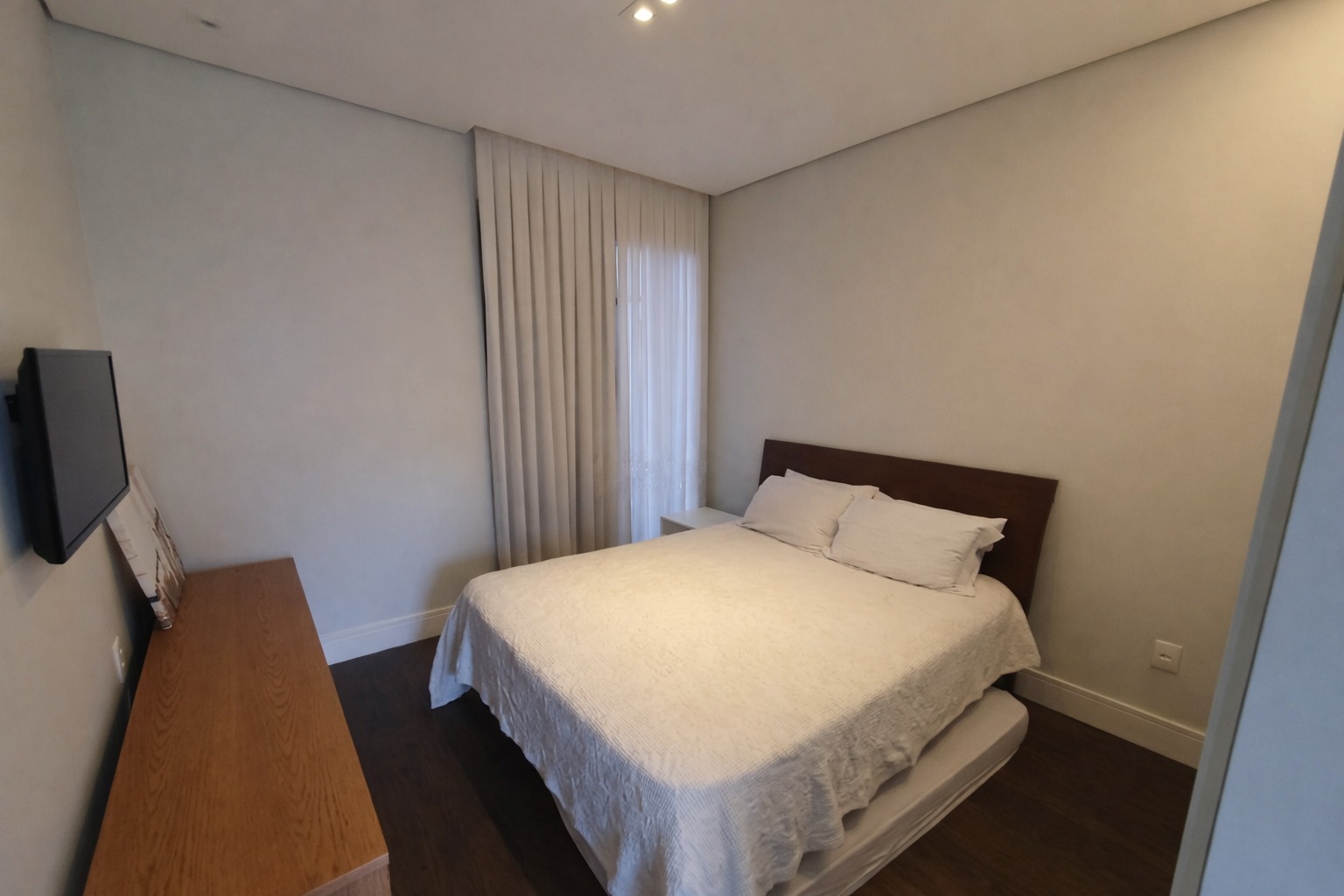 Casa com 3 dormit&oacute;rios,260 m&sup2; - Alphaville Nova Esplanada III - Votorantim - SP Alameda Nova Zelândia Votorantim - 