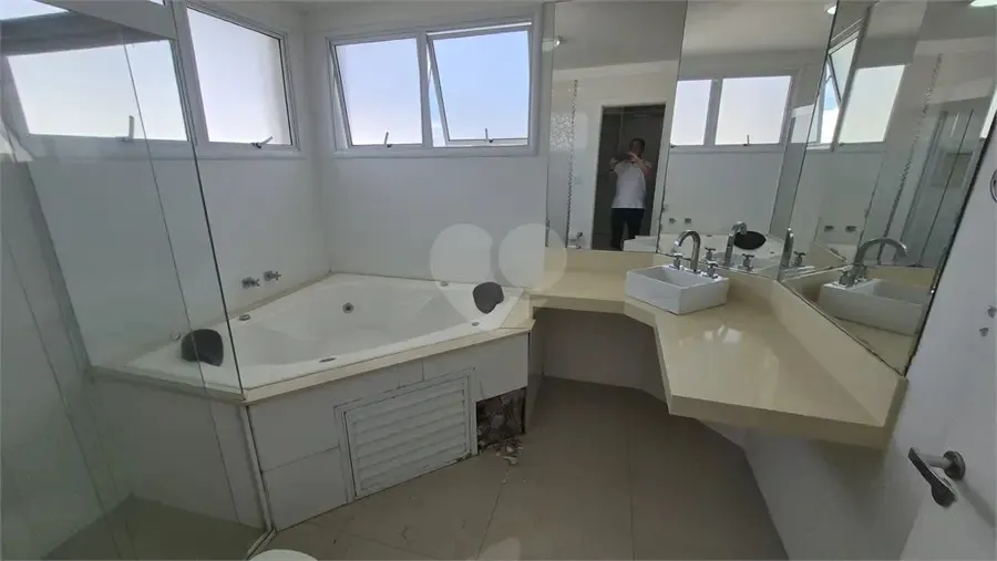 Conforto e lazer completo no Ibiti Royal Park &ndash; 290m&sup2; para viver bem! 🏡✨  - - 