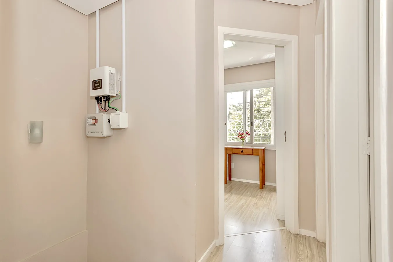 R$ 419.000 - LINDA E ACONCHEGANTE - CASA EM CONDOM&Iacute;NIO - 97M2 - 2 DORM - SU&Iacute;TE - 1 VAGA Rua Dea Coufal Porto Alegre - 