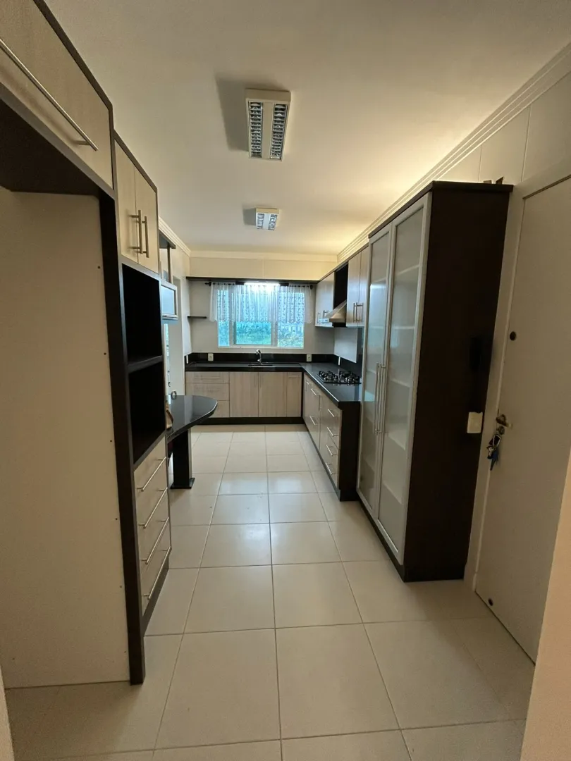 Apartamento - Ed. Rolando Mueller  Timbó - 