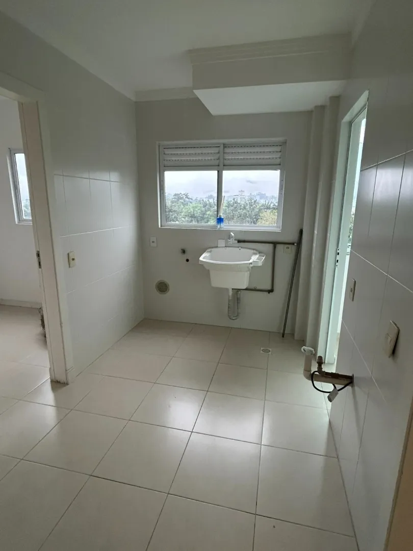 Apartamento - Ed. Rolando Mueller  Timbó - 