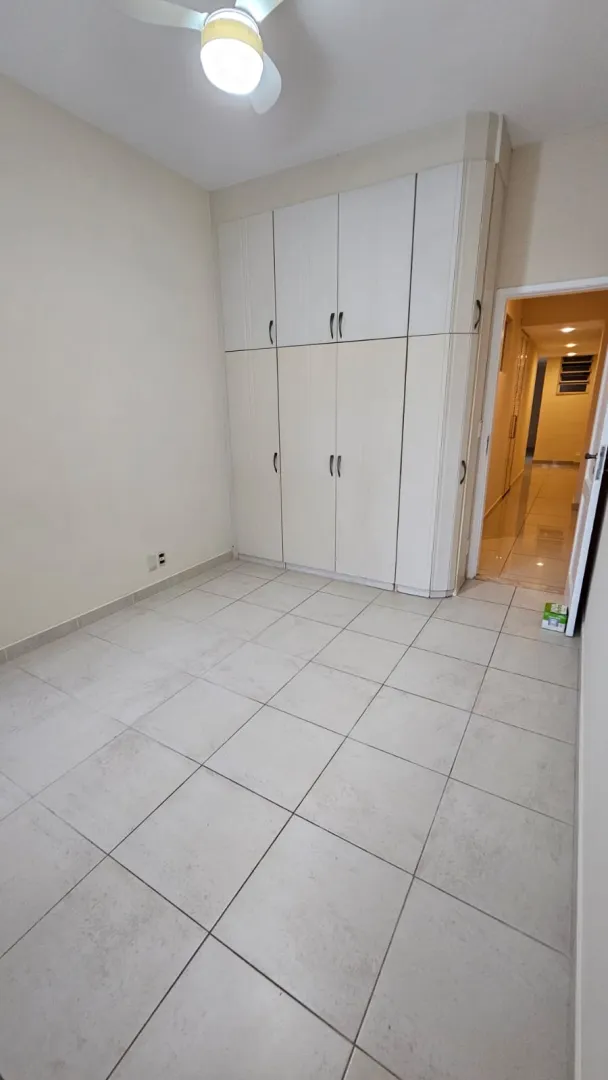 Apartamento 105m&sup2; | 3 Quartos | Av. Oleg&aacute;rio Maciel  - - 
