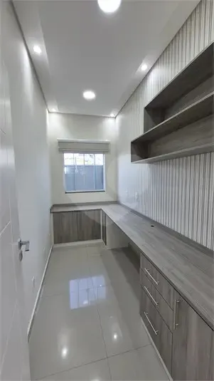 Sobrado sofisticado no Ibiti Reserva com 4 su&iacute;tes, piscina e &aacute;rea gourmet completa  - - 