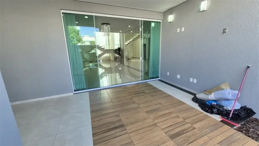 Sobrado sofisticado no Ibiti Reserva com 4 su&iacute;tes, piscina e &aacute;rea gourmet completa  - - 