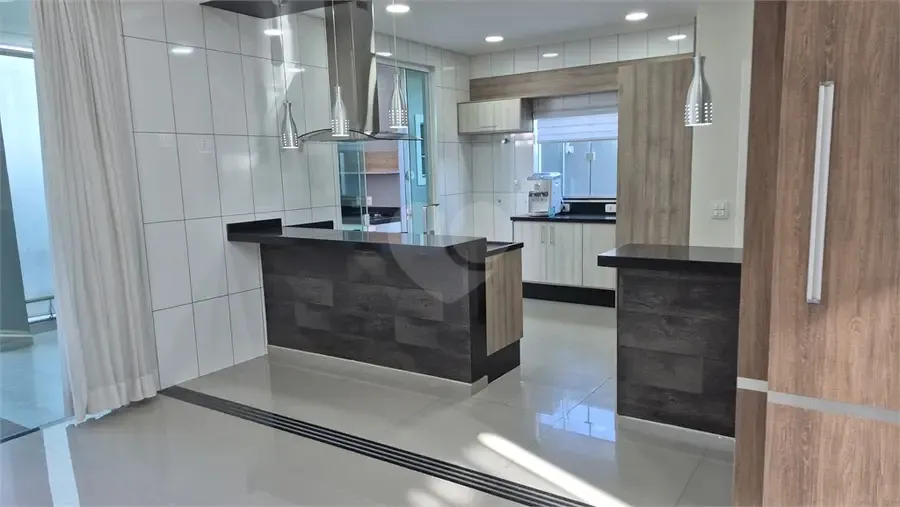 Sobrado sofisticado no Ibiti Reserva com 4 su&iacute;tes, piscina e &aacute;rea gourmet completa  - - 