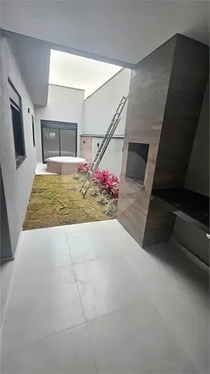 Casa moderna em condom&iacute;nio fechado com lazer completo e alto conforto 🏡✨  - - 