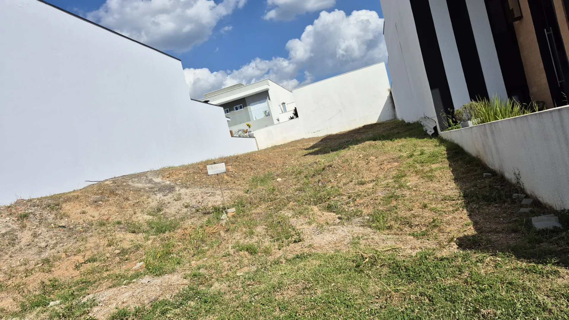 Terreno &agrave; Venda &ndash; Condom&iacute;nio Sunlake SPA | Sorocaba/SP  Ref. 1167655 Estrada José Celeste - - 