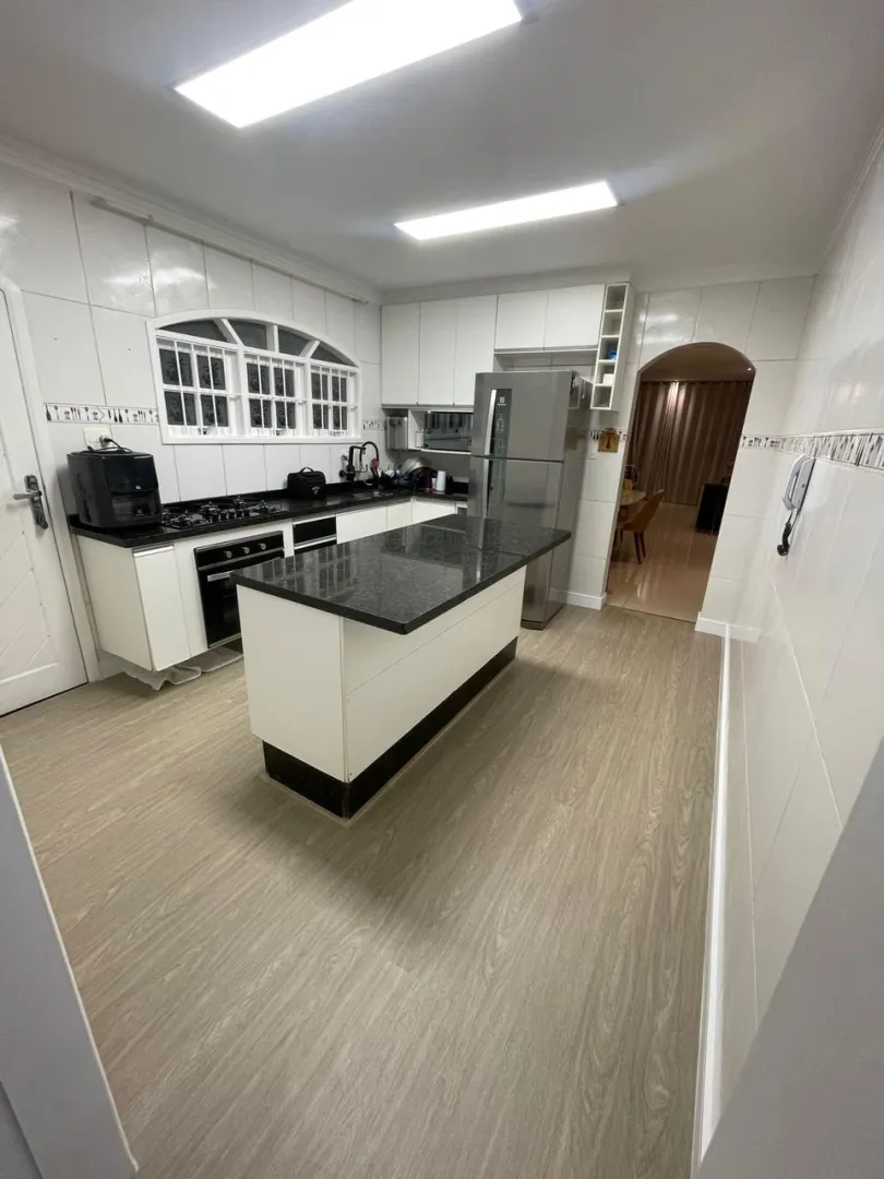 Casa T&eacute;rrea Completa com Piscina Aquecida e Espa&ccedil;o Gourmet / Padr&atilde;o  Diferenciado Rua Petrobrás São Paulo - 