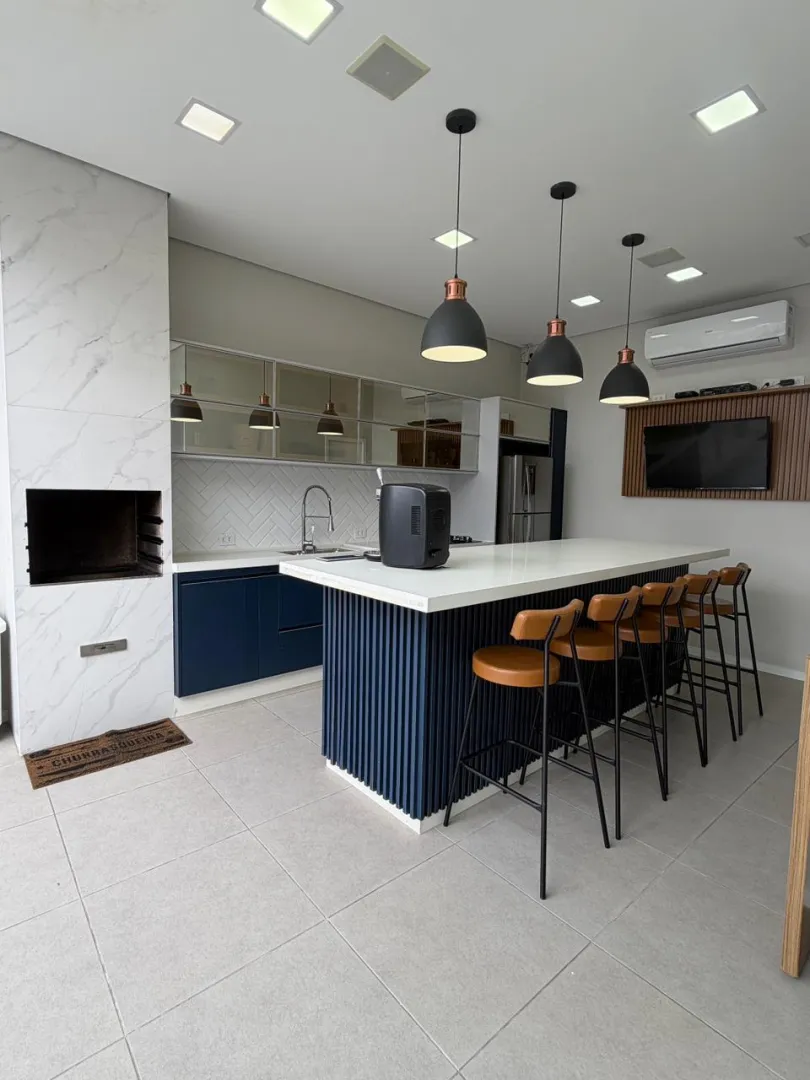 Casa T&eacute;rrea Completa com Piscina Aquecida e Espa&ccedil;o Gourmet / Padr&atilde;o  Diferenciado Rua Petrobrás São Paulo - 