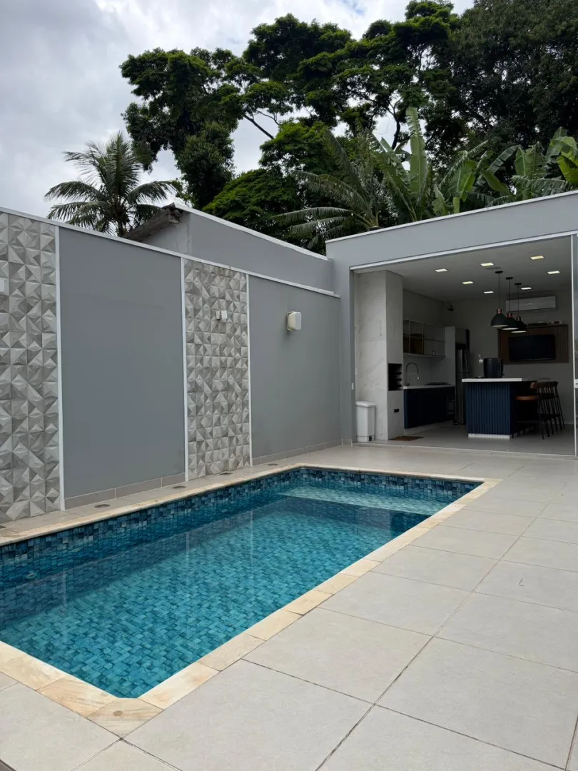 Casa T&eacute;rrea Completa com Piscina Aquecida e Espa&ccedil;o Gourmet / Padr&atilde;o  Diferenciado Rua Petrobrás São Paulo - 