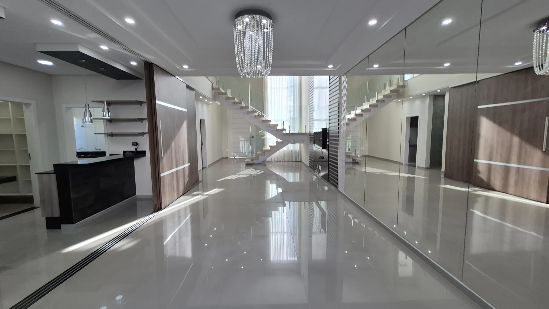 SOBRADO DE ALTO PADR&Atilde;O PARA LOCA&Ccedil;&Atilde;O &ndash; COND. IBITI RESERVA | SOROCABA/SP ✨ 📌 Ref.: 1165967 Avenida Padre Lívio Emílio Calliari - - 