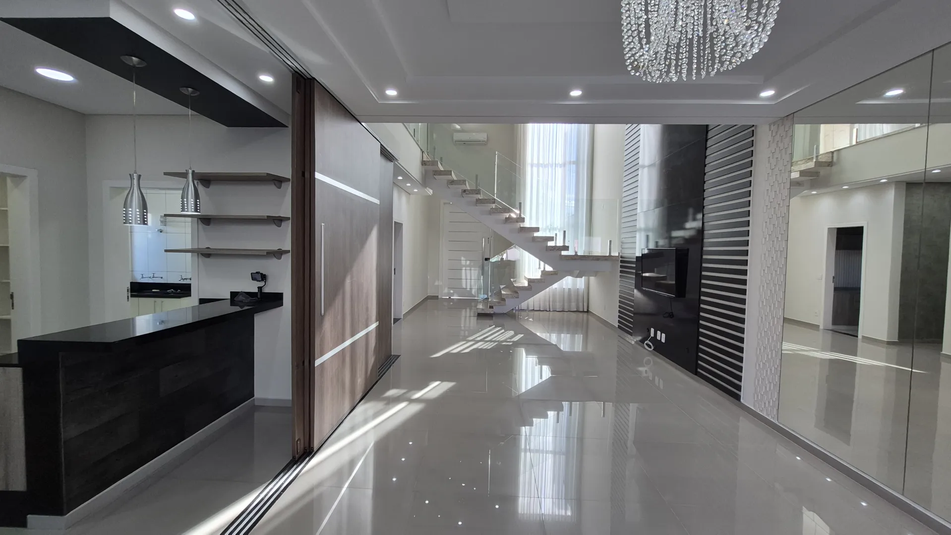 SOBRADO DE ALTO PADR&Atilde;O PARA LOCA&Ccedil;&Atilde;O &ndash; COND. IBITI RESERVA | SOROCABA/SP ✨ 📌 Ref.: 1165967 Avenida Padre Lívio Emílio Calliari - - 