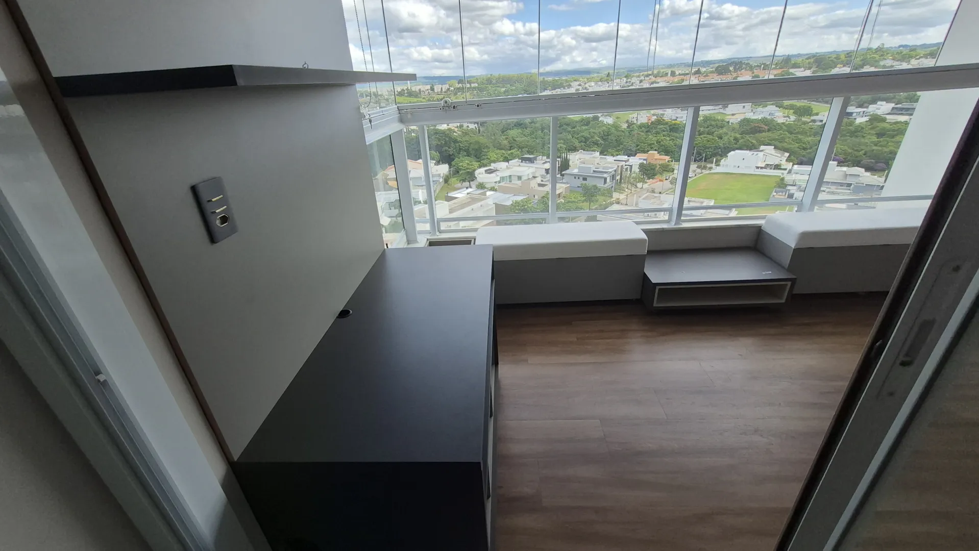 APTO. CAMPOLIM &ndash;  (3 dormit&oacute;rios1 su&iacute;te com closet) | Varanda Gourmet Rua Antônio Perez Hernandez - - 