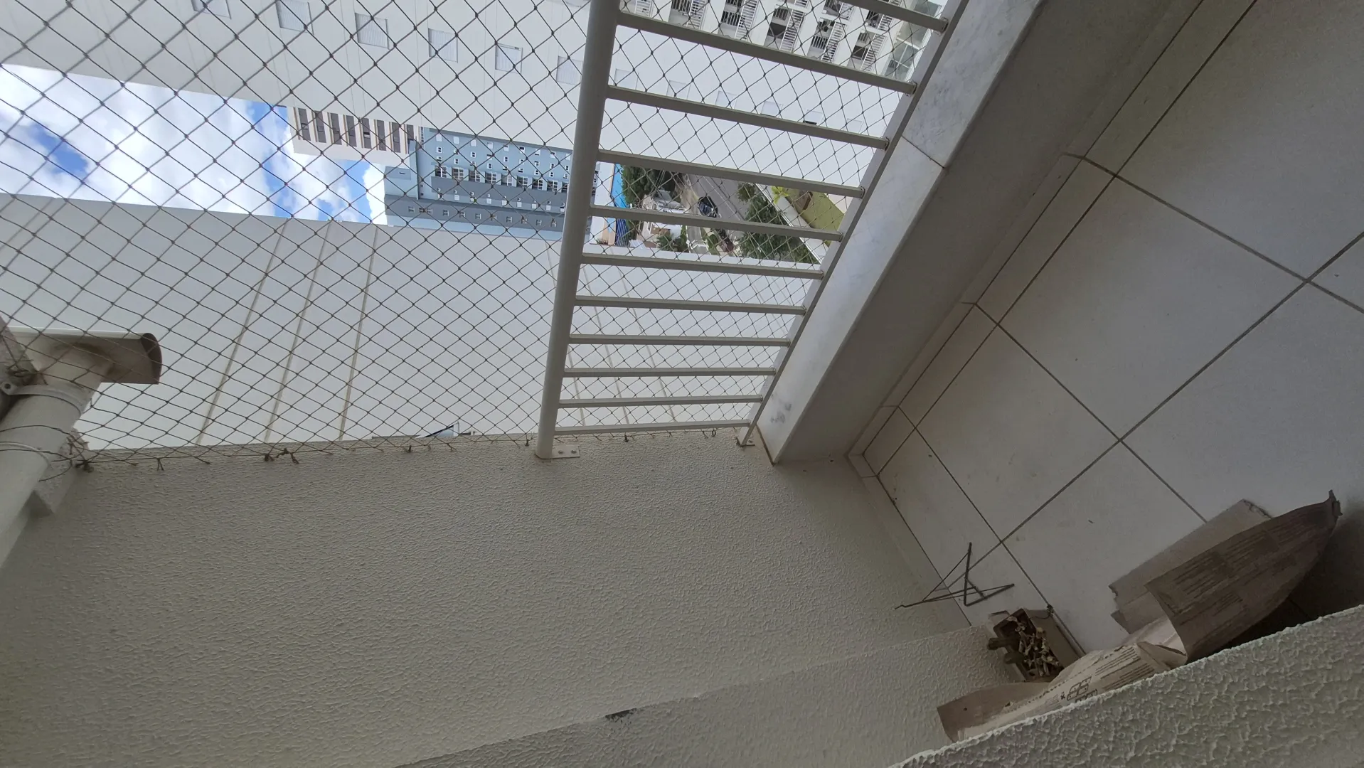 APTO. CAMPOLIM &ndash;  (3 dormit&oacute;rios1 su&iacute;te com closet) | Varanda Gourmet Rua Antônio Perez Hernandez - - 