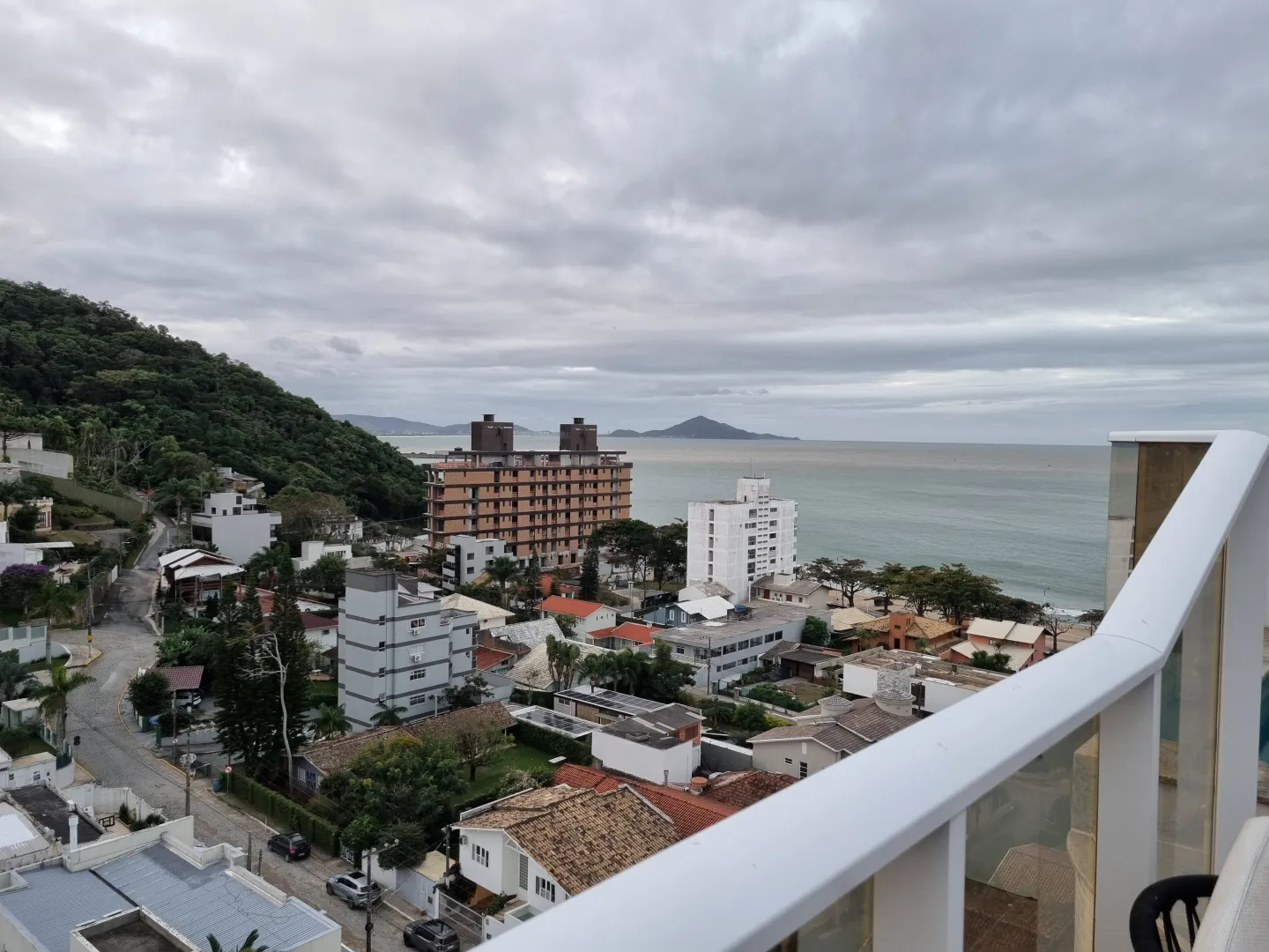 Exclusividade e Alto Padrão: Cobertura Duplex Atmos Beach em Cabeçudas — foto 13