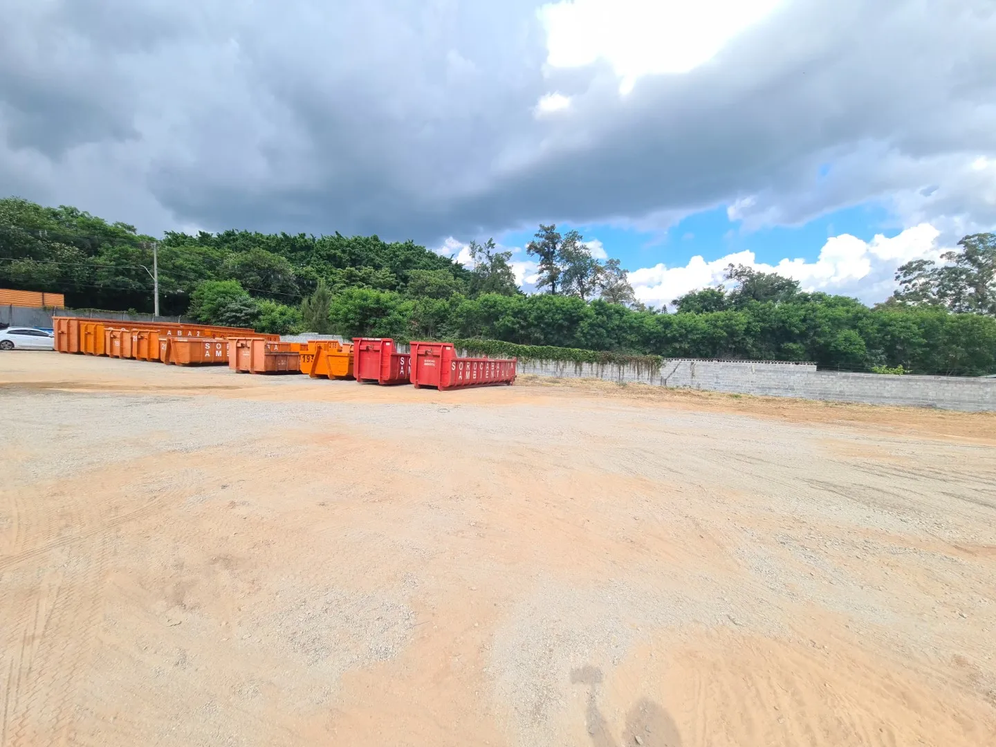TERRENO P/ FINS INDUSTRIAIS &ndash; EXCELENTE OPORTUNIDADE Cajuru &ndash; Sorocaba/SP Ref. 1173170 Rua Aurélia Luiza M. Zanon - - 