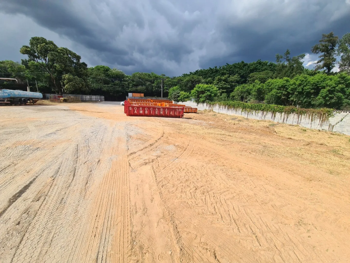 TERRENO P/ FINS INDUSTRIAIS &ndash; EXCELENTE OPORTUNIDADE Cajuru &ndash; Sorocaba/SP Ref. 1173170 Rua Aurélia Luiza M. Zanon - - 