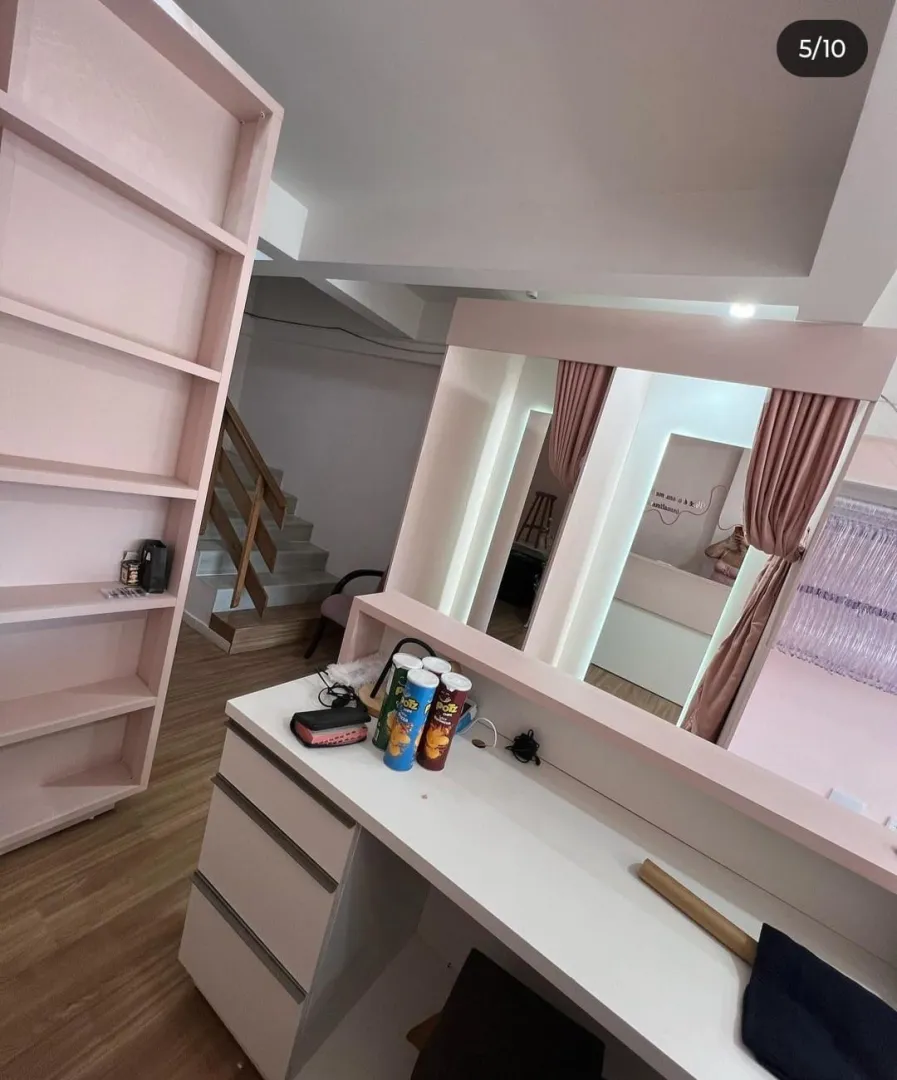 Oportunidade Estratégica: Sala Comercial com Mezanino  no Ed. Santino. Camboriú