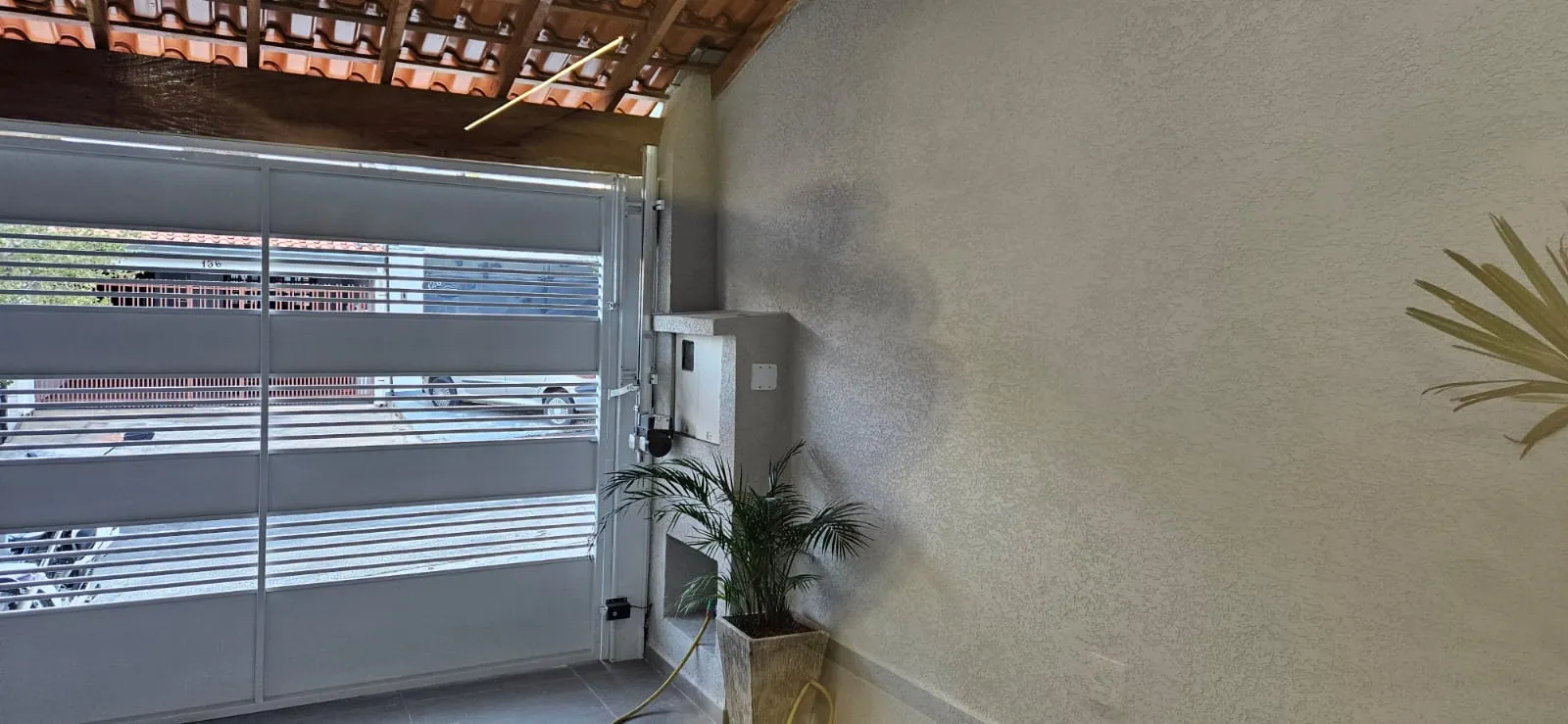 CASA T&Eacute;RREA &Agrave; VENDA &ndash; 2 DORMIT&Oacute;RIOS (1 SU&Iacute;TE)  &ndash; SOROCABA/SP  Ref. 1163122  - - 