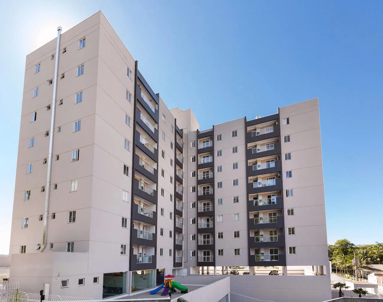 Sunset Brava: Oportunidade Exclusiva na Praia Brava