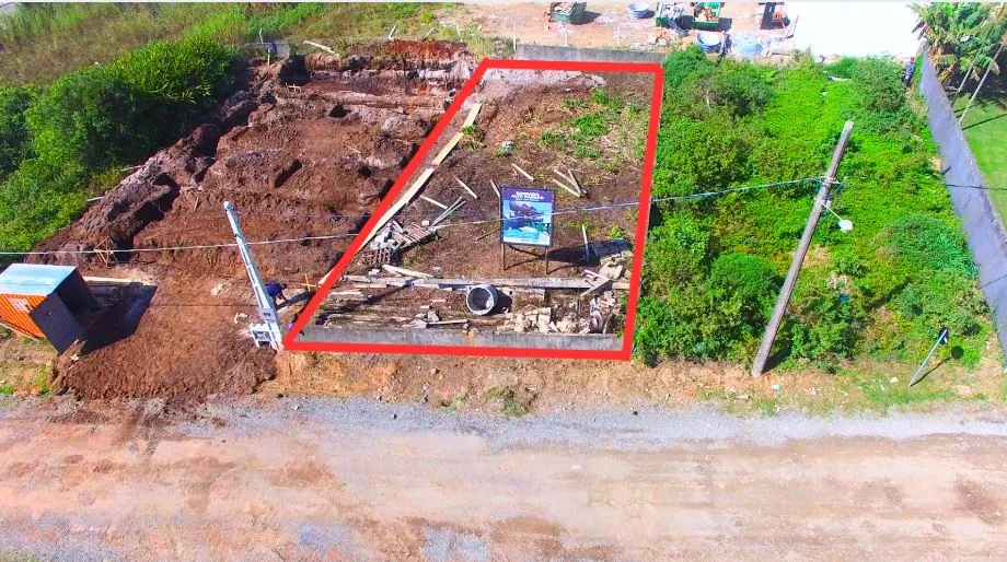 Exclusividade Quadra Mar: Terreno com Vista Permanente no Itacolomí, Balneário Piçarras — foto 5