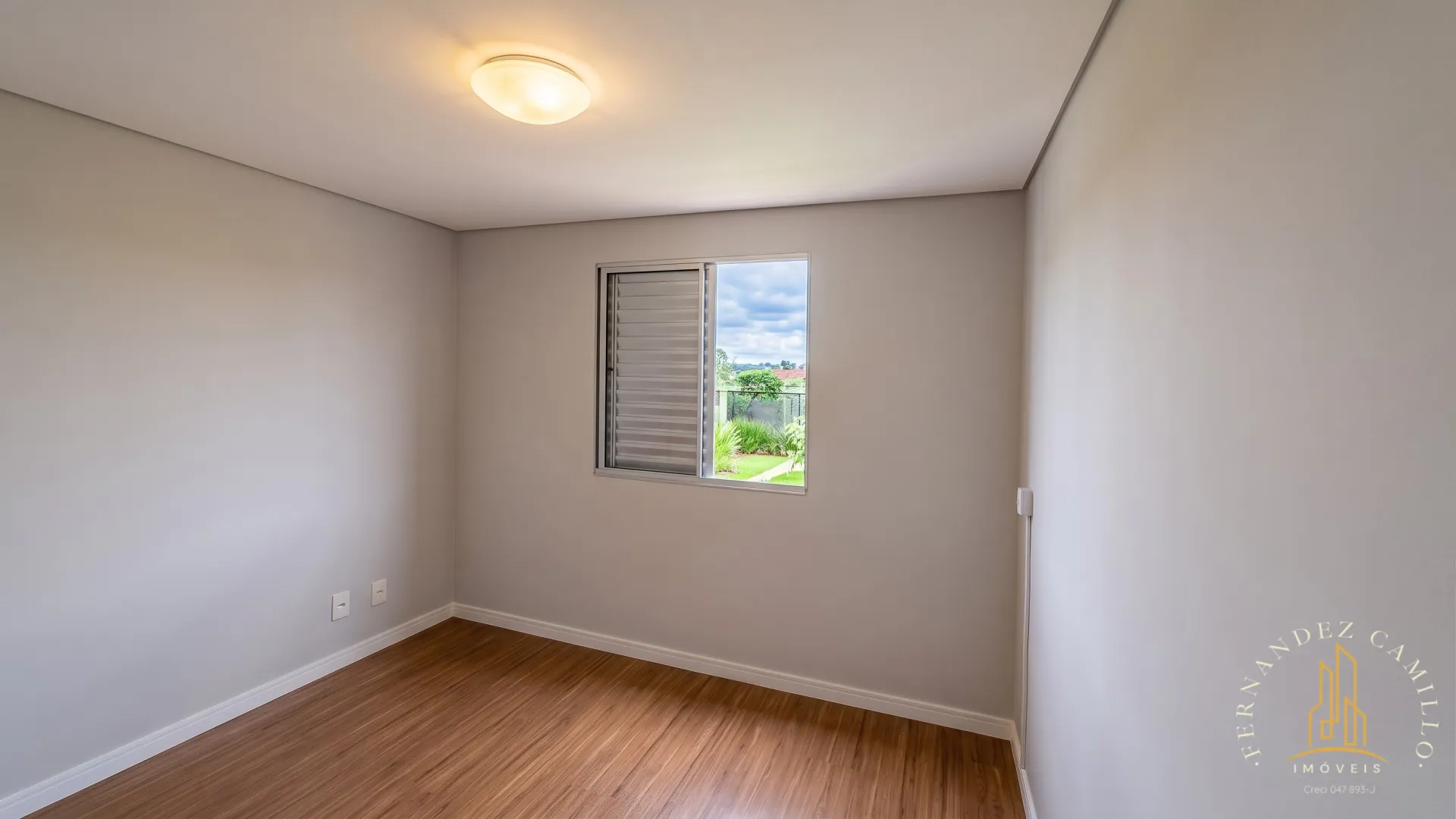 Apartamento no Parque Montalcino Avenida Shozo Sakai - - 