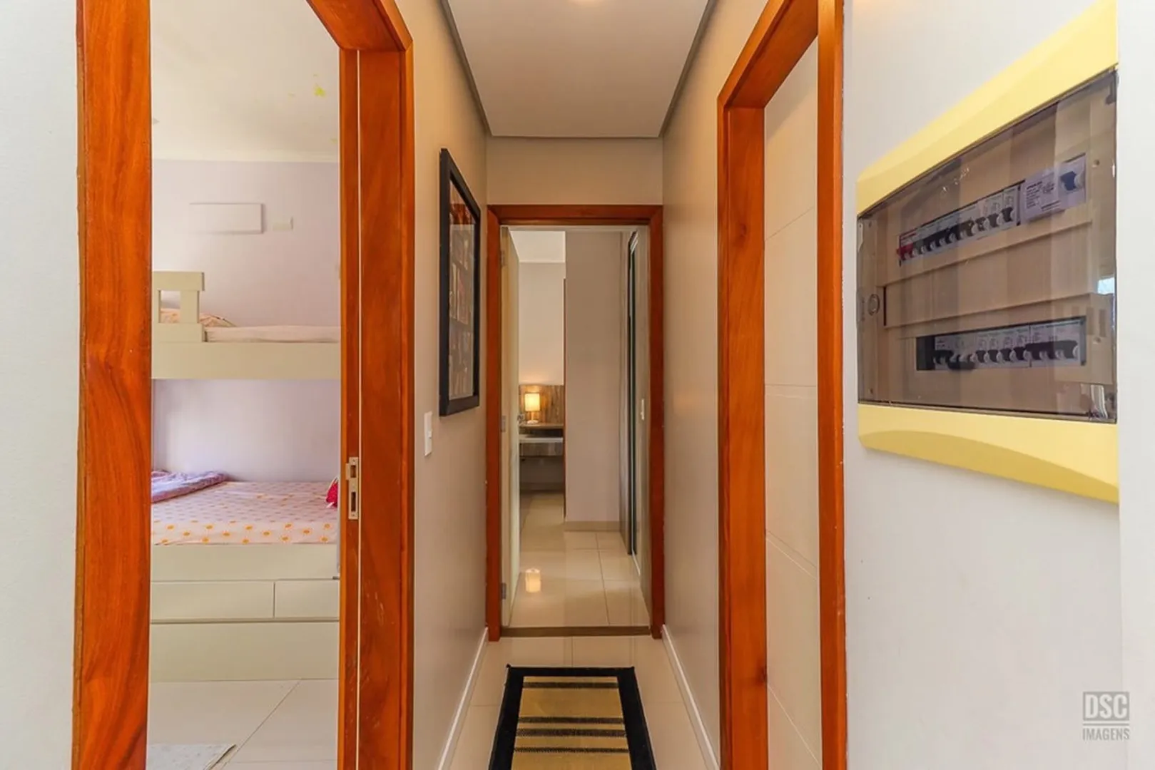 R$ 579.900 - LINDO APARTAMENTO - 65M2 - 2 DORM - SU&Iacute;TE - 2 VAGAS - DEP&Oacute;SITO Rua Luzitana Porto Alegre - 