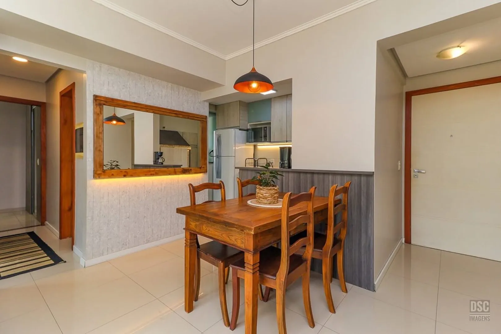 R$ 579.900 - LINDO APARTAMENTO - 65M2 - 2 DORM - SU&Iacute;TE - 2 VAGAS - DEP&Oacute;SITO Rua Luzitana Porto Alegre - 