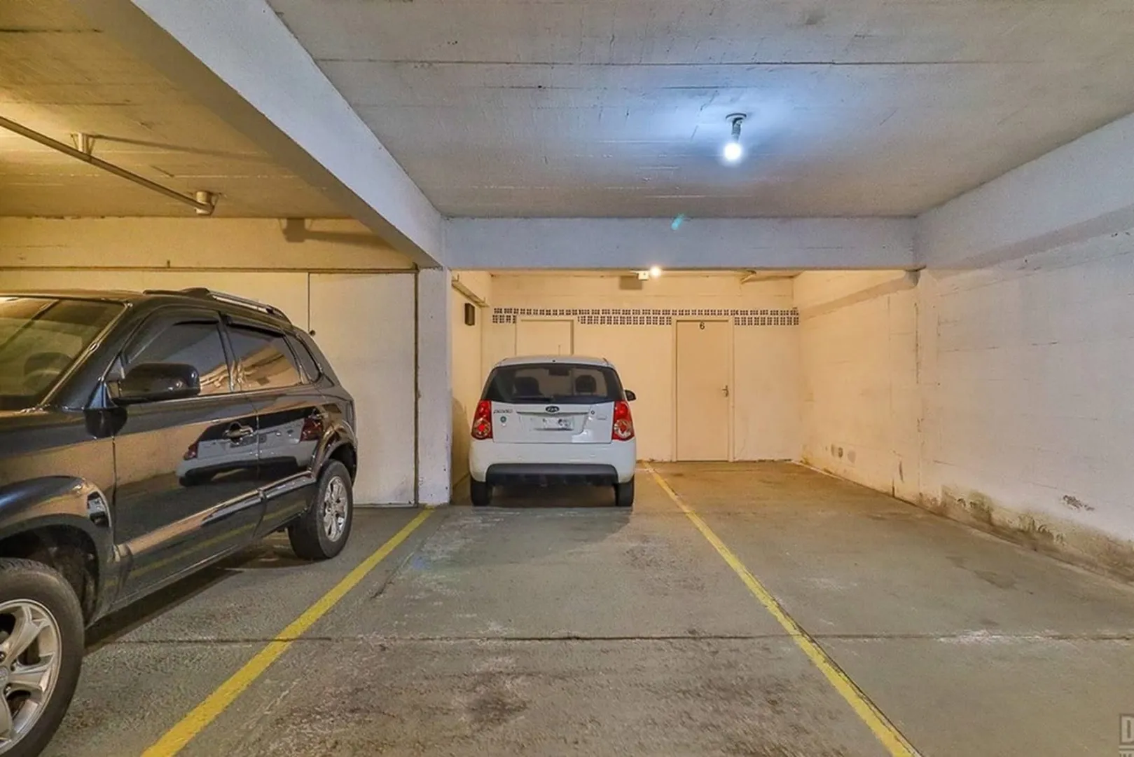 R$ 579.900 - LINDO APARTAMENTO - 65M2 - 2 DORM - SU&Iacute;TE - 2 VAGAS - DEP&Oacute;SITO Rua Luzitana Porto Alegre - 