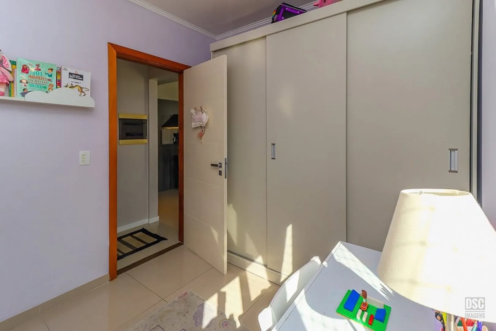 R$ 579.900 - LINDO APARTAMENTO - 65M2 - 2 DORM - SU&Iacute;TE - 2 VAGAS - DEP&Oacute;SITO Rua Luzitana Porto Alegre - 