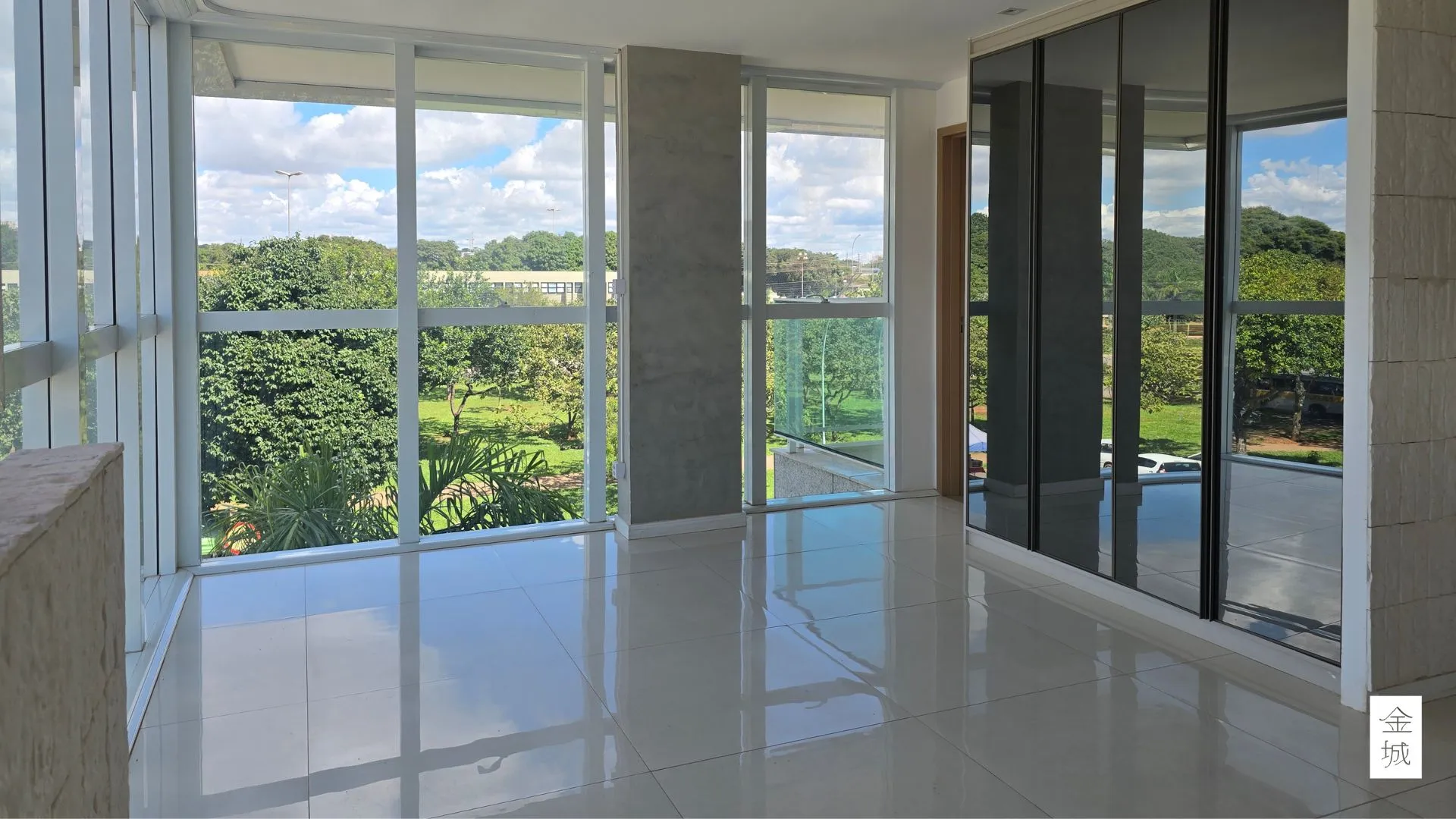 Apartamento de 1 quarto e 1 vaga na Asa Norte para alugar SHCGN 703 Bloco S - - 