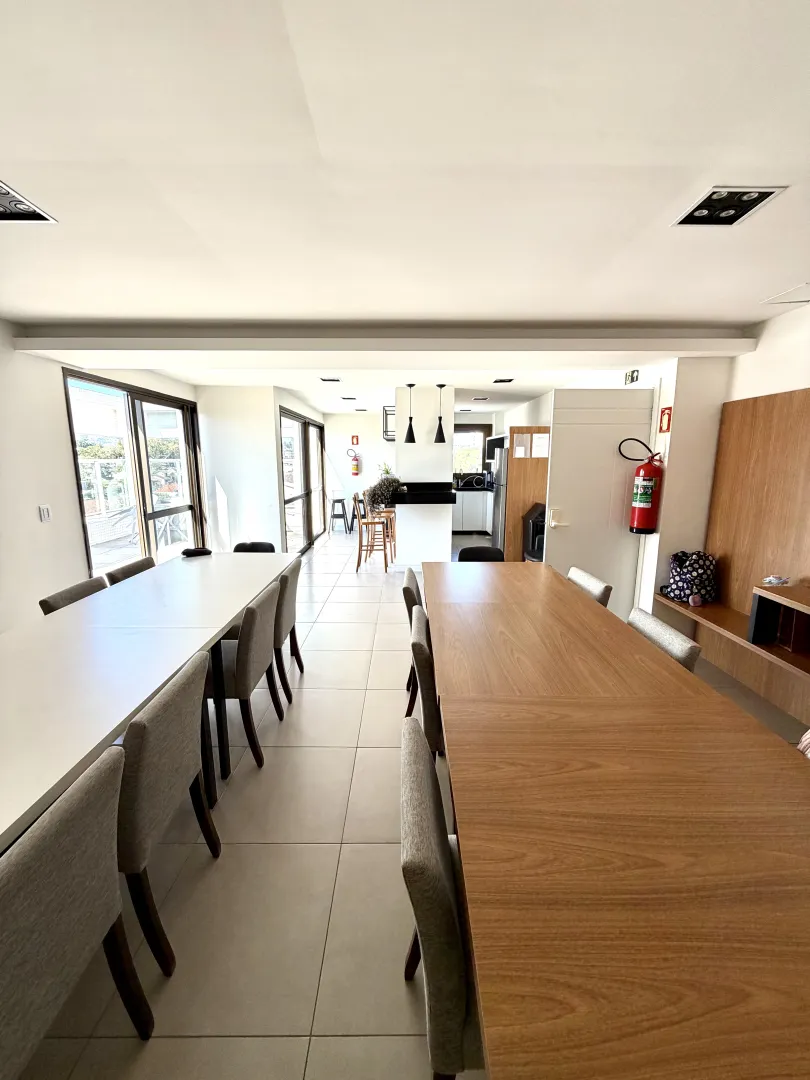 R$ 995.000 - SOHO RESIDENCE - APARTAMENTO - MOBILIADO - 93M2 - 2 SU&Iacute;TES - 2 VAGAS Rua Padre Alois Kades S J Porto Alegre - 