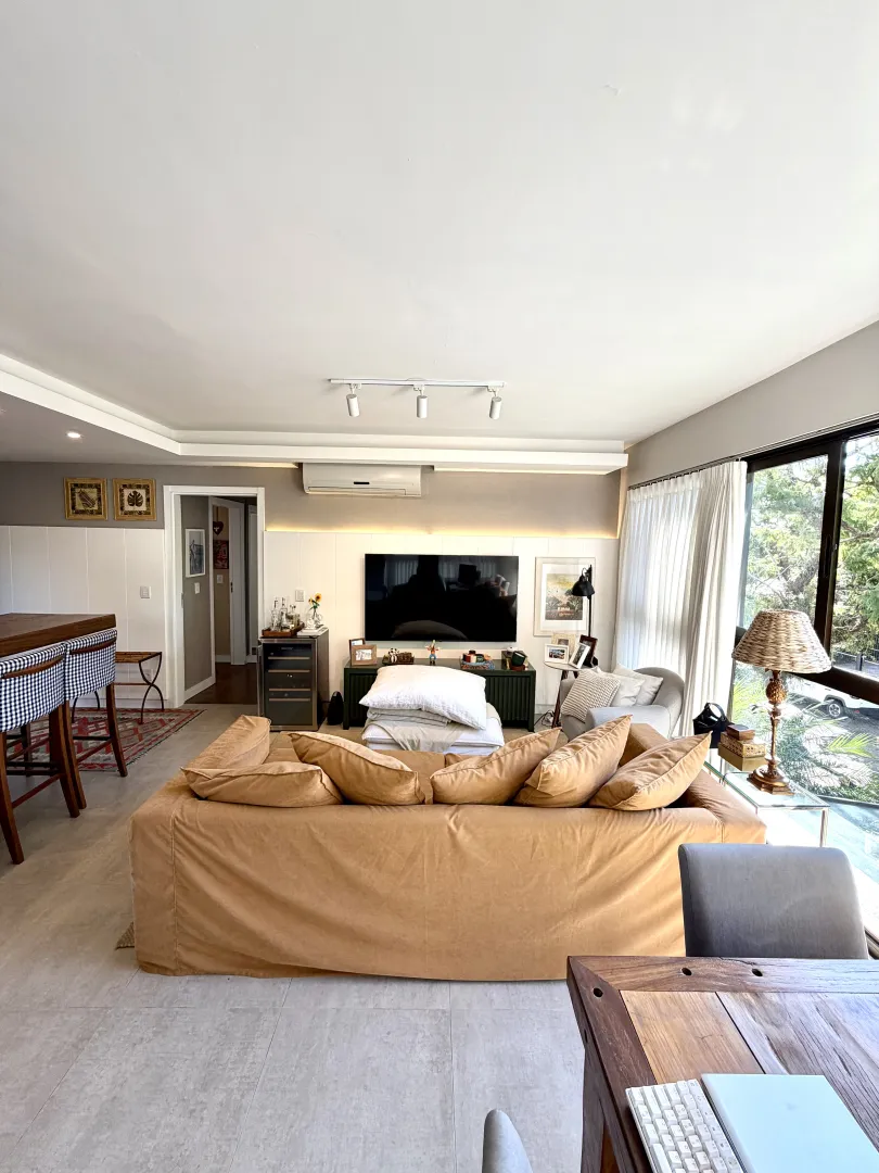 R$ 995.000 - SOHO RESIDENCE - APARTAMENTO - MOBILIADO - 93M2 - 2 SU&Iacute;TES - 2 VAGAS Rua Padre Alois Kades S J Porto Alegre - 