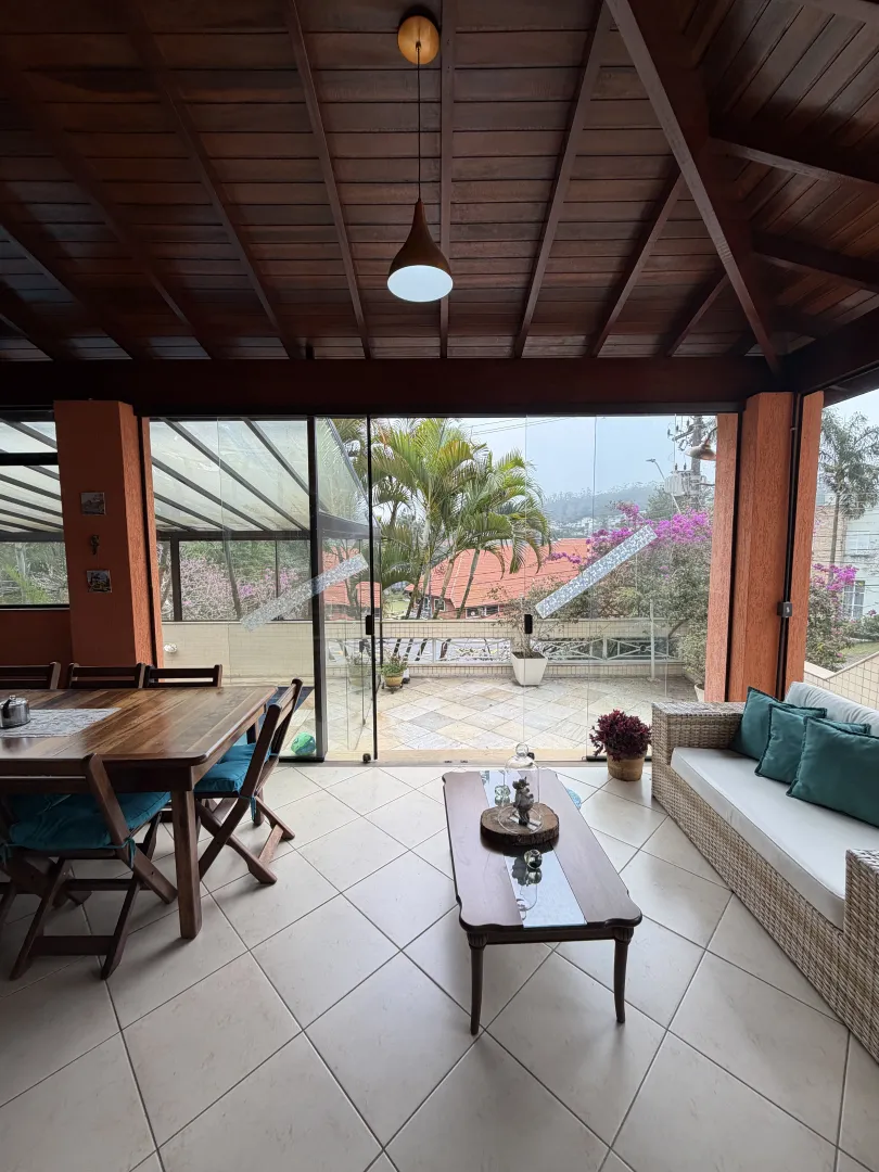 Casa no Condom&iacute;nio Swiss Park em SBC  - 374m2 -  04 dorms - 06 vagas  São Bernardo do Campo - 