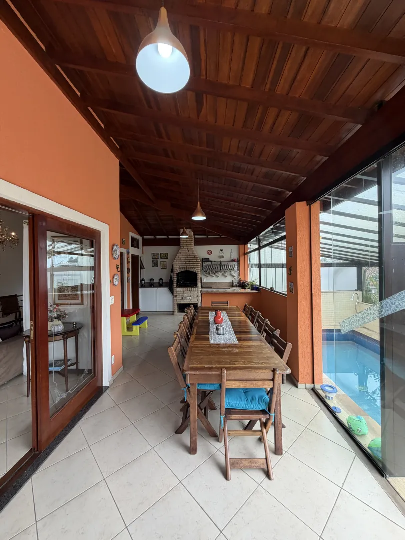 Casa no Condom&iacute;nio Swiss Park em SBC  - 374m2 -  04 dorms - 06 vagas  São Bernardo do Campo - 