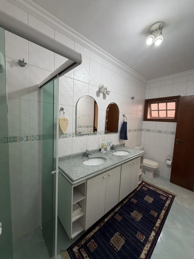 Casa no Condom&iacute;nio Swiss Park em SBC  - 374m2 -  04 dorms - 06 vagas  São Bernardo do Campo - 